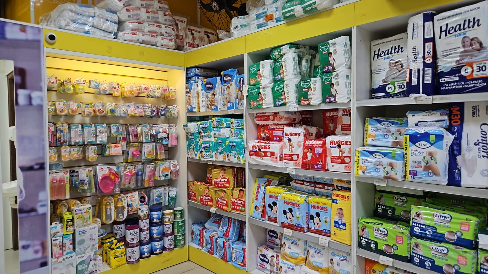 Interior da Farmácia Fraldas